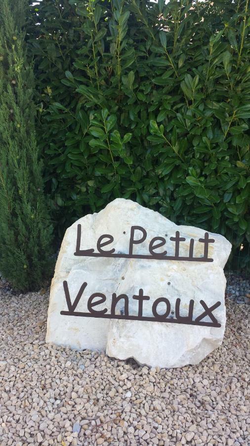 Le Petit Ventoux Hotel Malaucene Bagian luar foto