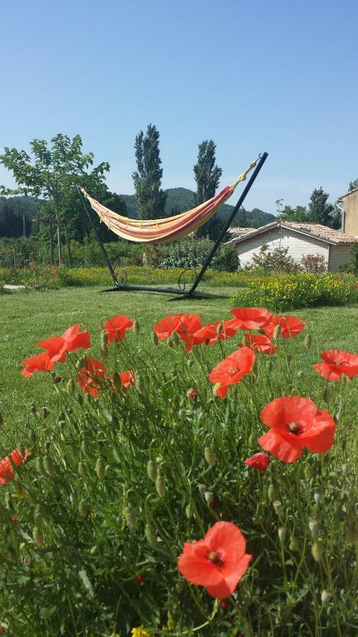 Le Petit Ventoux Hotel Malaucene Bagian luar foto